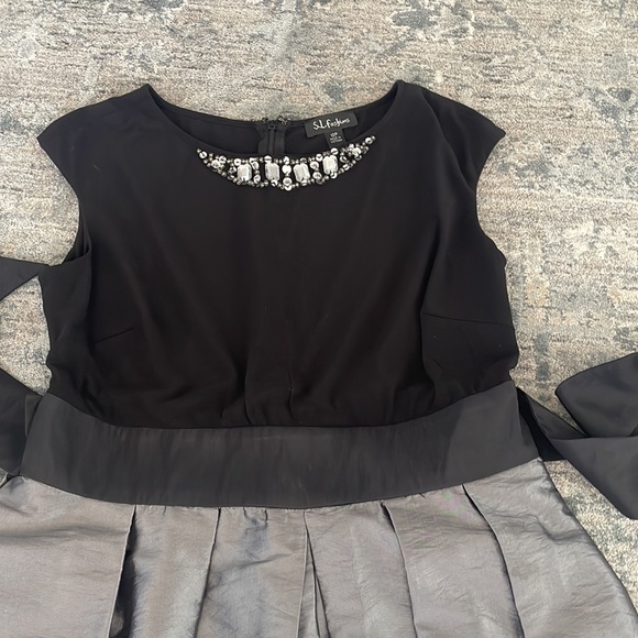 Cocktail Dress - Picture 2 of 8